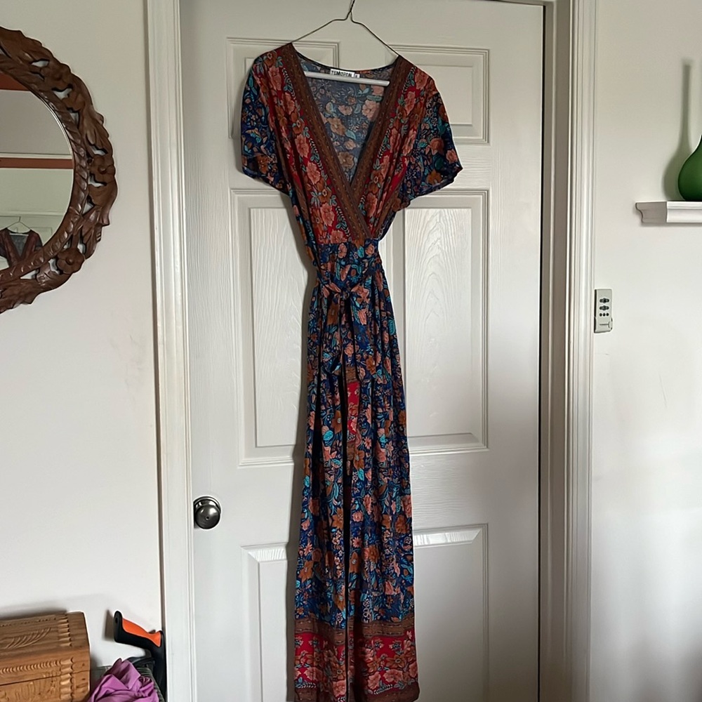 Temofon wrap dress